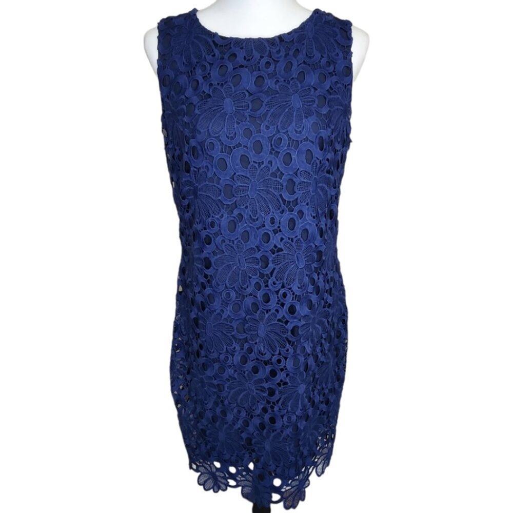 Karlโ Lagerfeld Paris Navy Blue Lace Sheath Dress Sleeveless Zipper Closure 10